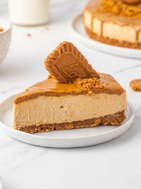 Delicious Biscoff cheesecake with caramelized cookie spread - premium dessert at Coffee Koffein
